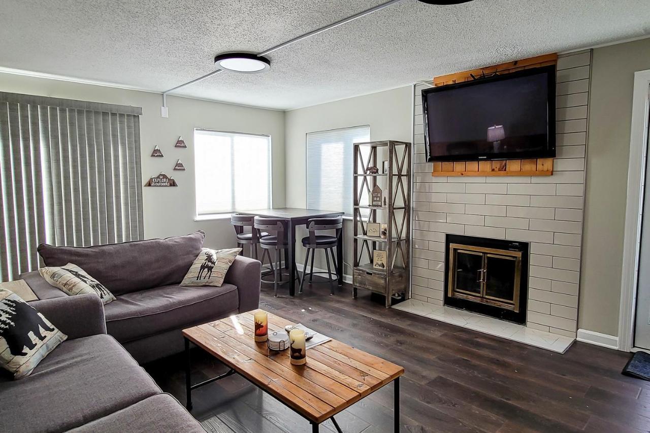 Summit View Condos ガトリンバーグ エクステリア 写真